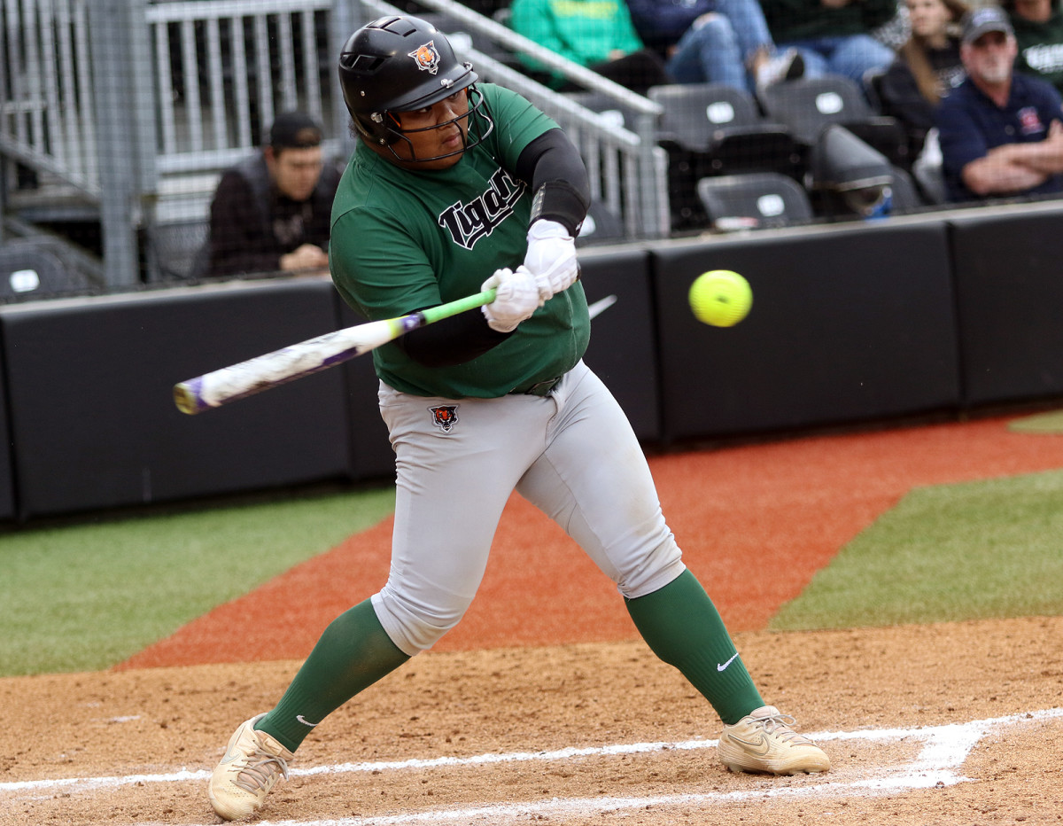 Tigard Oregon City 6A softball final Dan Brood 9